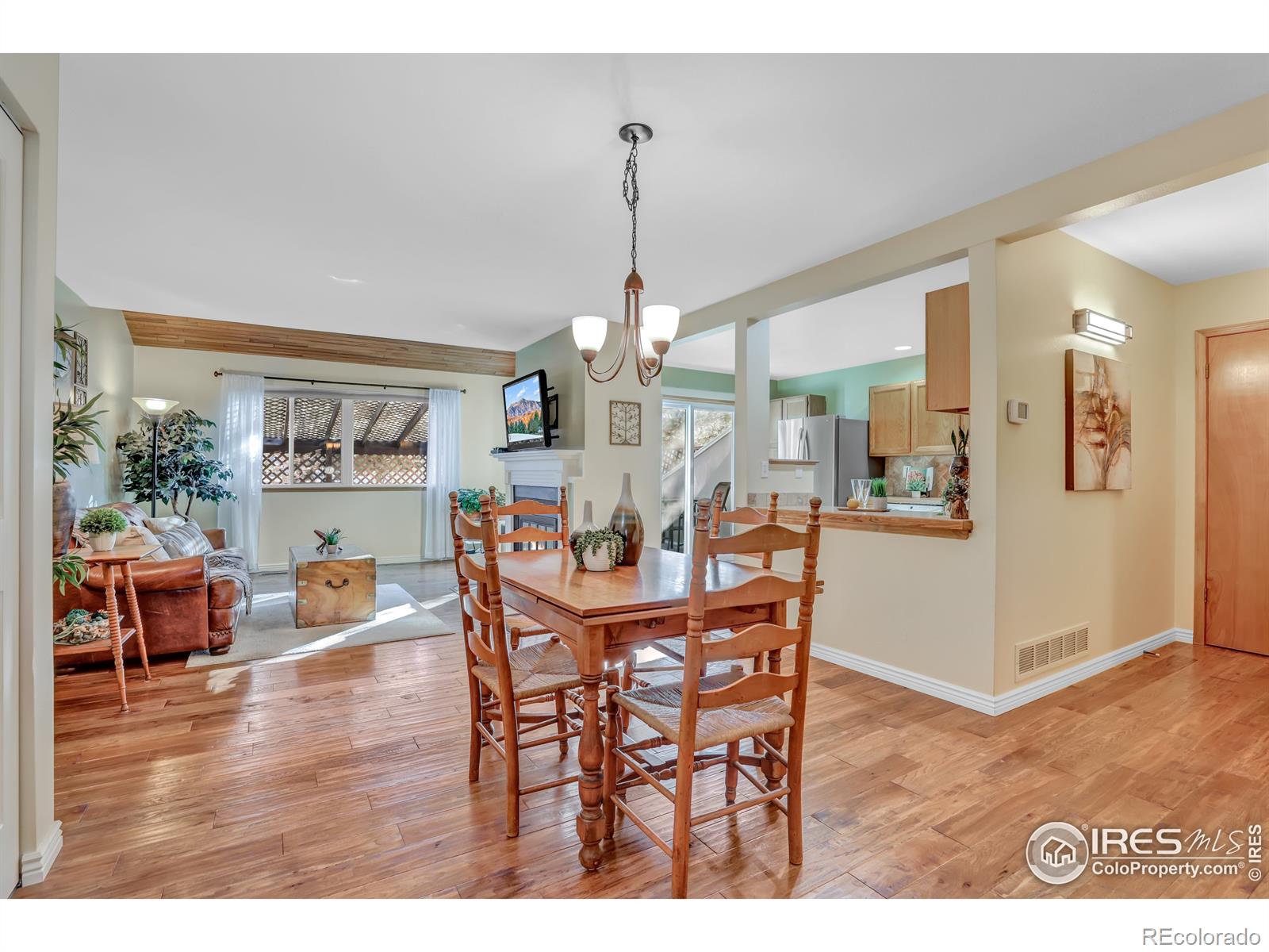 MLS Image #3 for 953  reynolds farm lane,longmont, Colorado