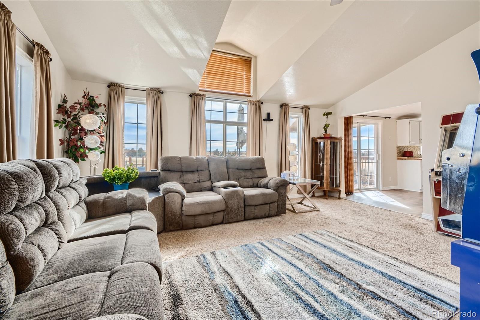 MLS Image #13 for 58370 e 40th drive,strasburg, Colorado