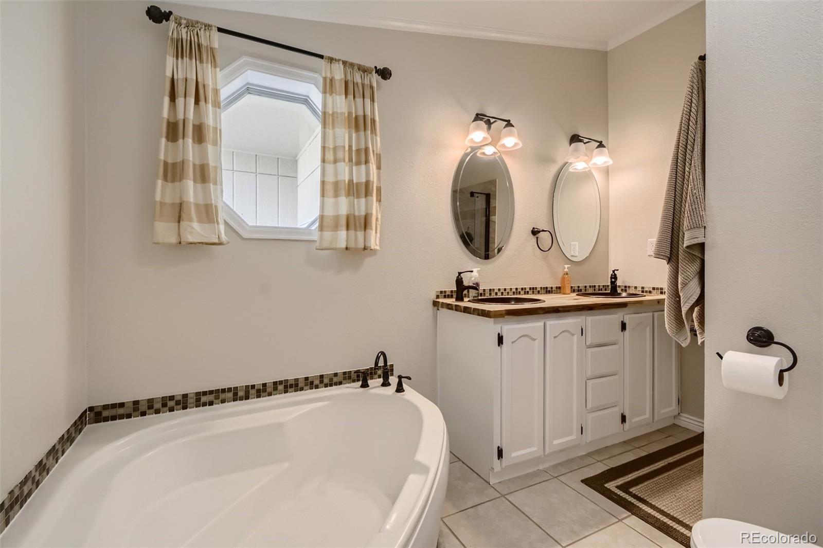 MLS Image #16 for 58370 e 40th drive,strasburg, Colorado