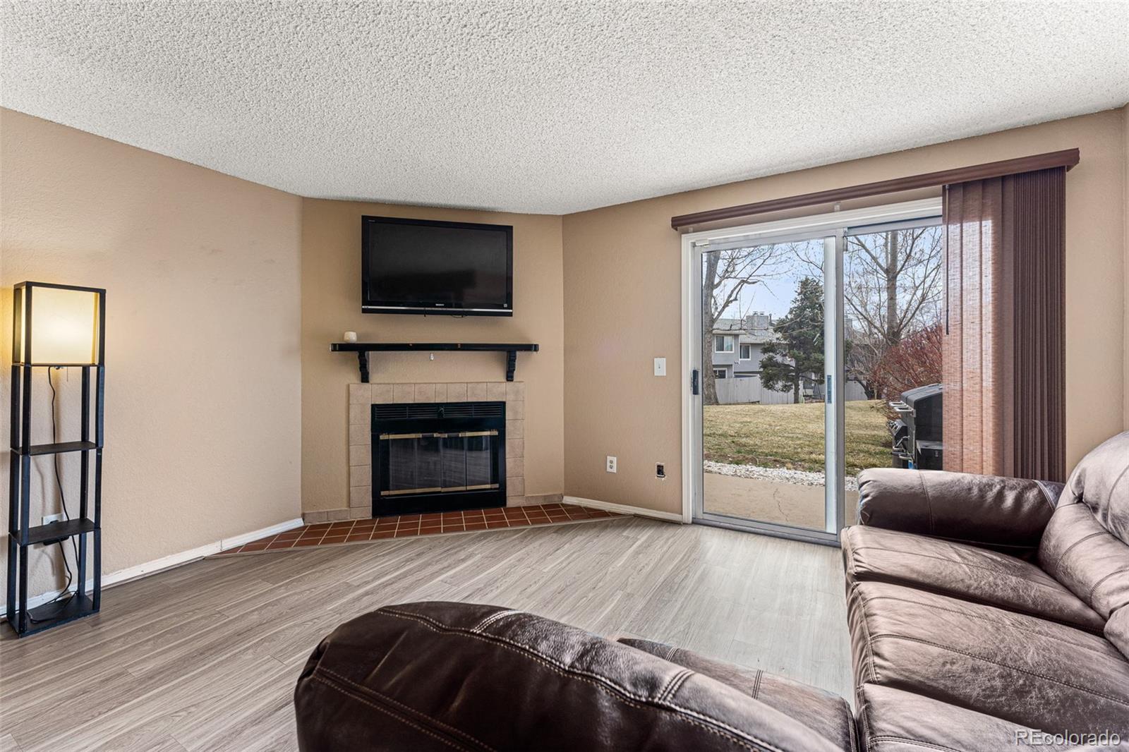 MLS Image #3 for 624  switzer lane,thornton, Colorado