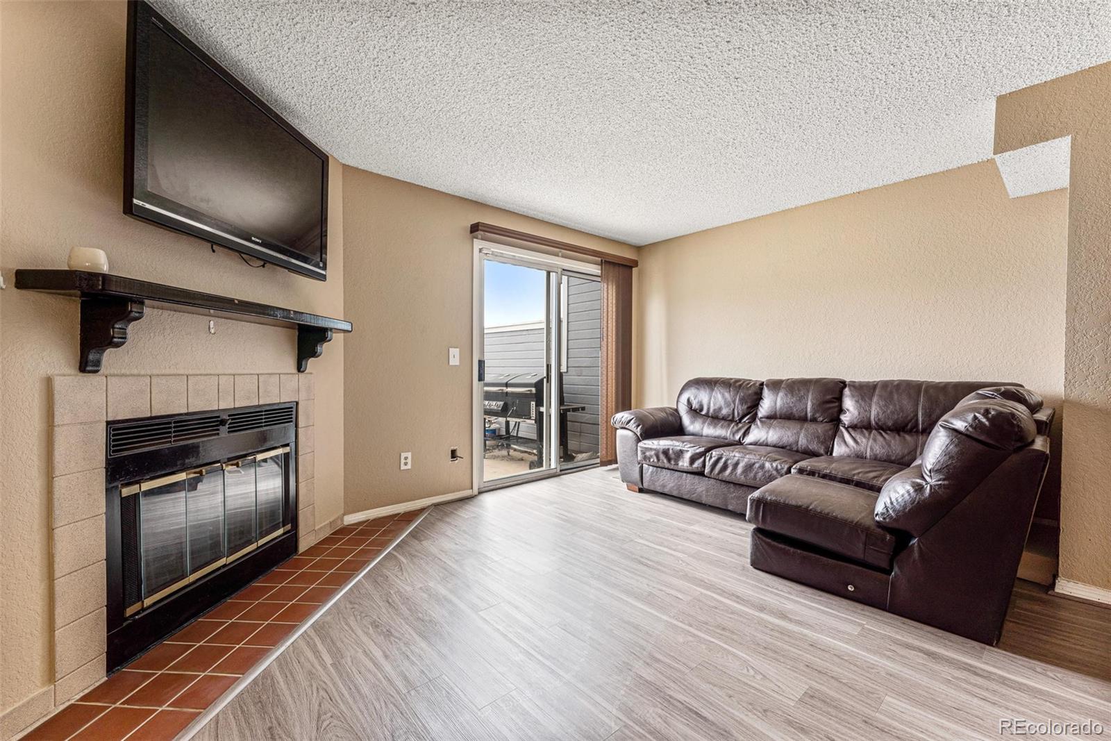 MLS Image #5 for 624  switzer lane,thornton, Colorado