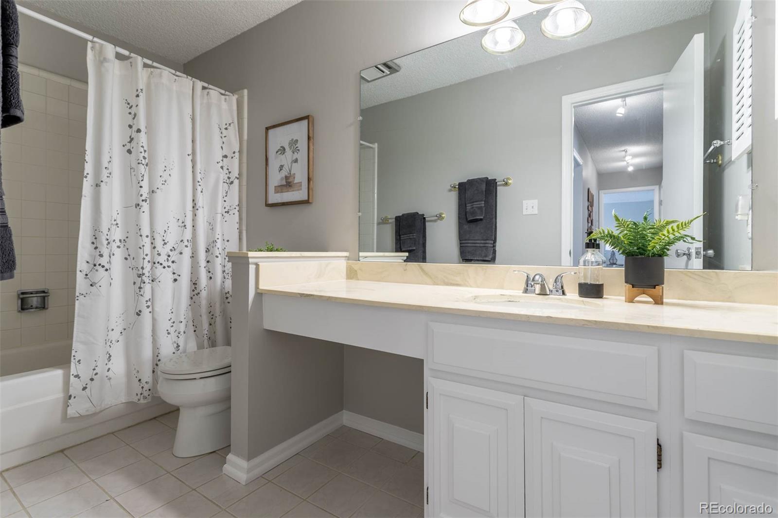 MLS Image #13 for 7165 s gaylord street,centennial, Colorado