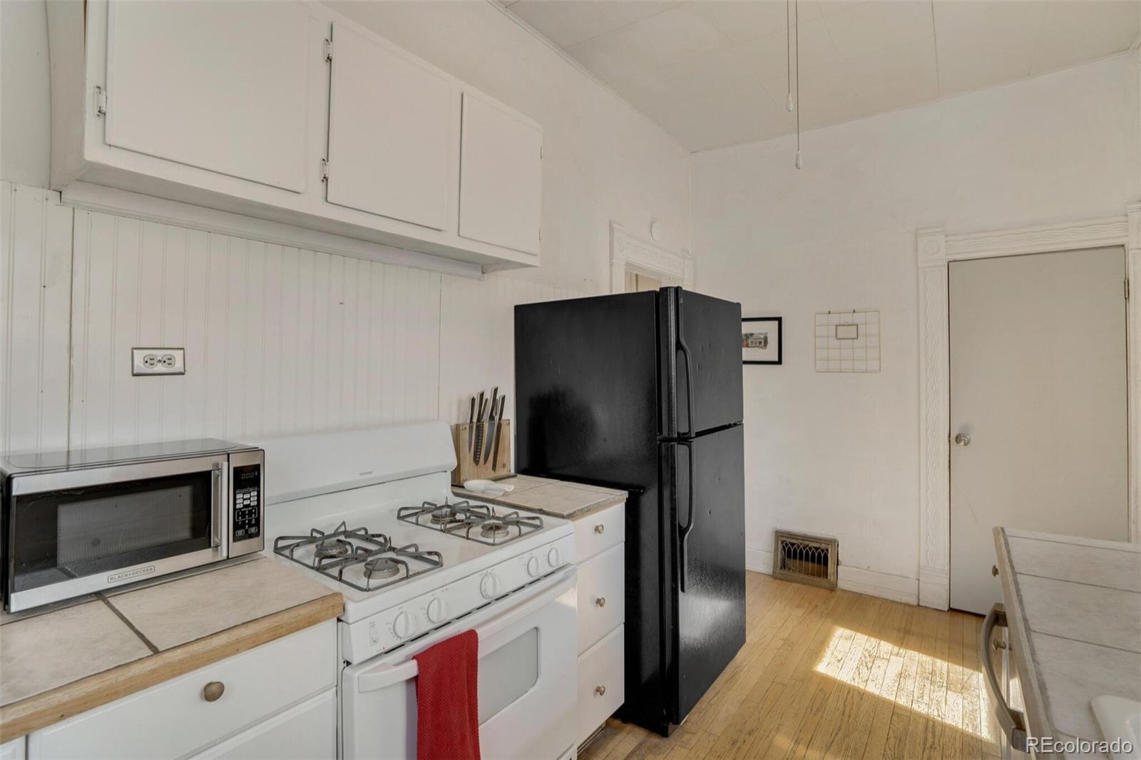 MLS Image #11 for 3818 w 30th avenue,denver, Colorado
