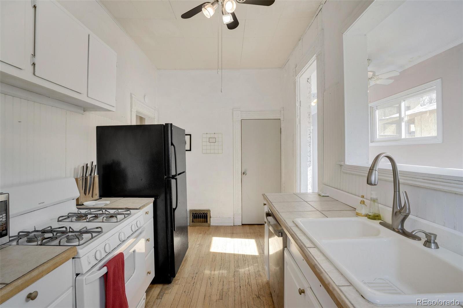 MLS Image #12 for 3818 w 30th avenue,denver, Colorado