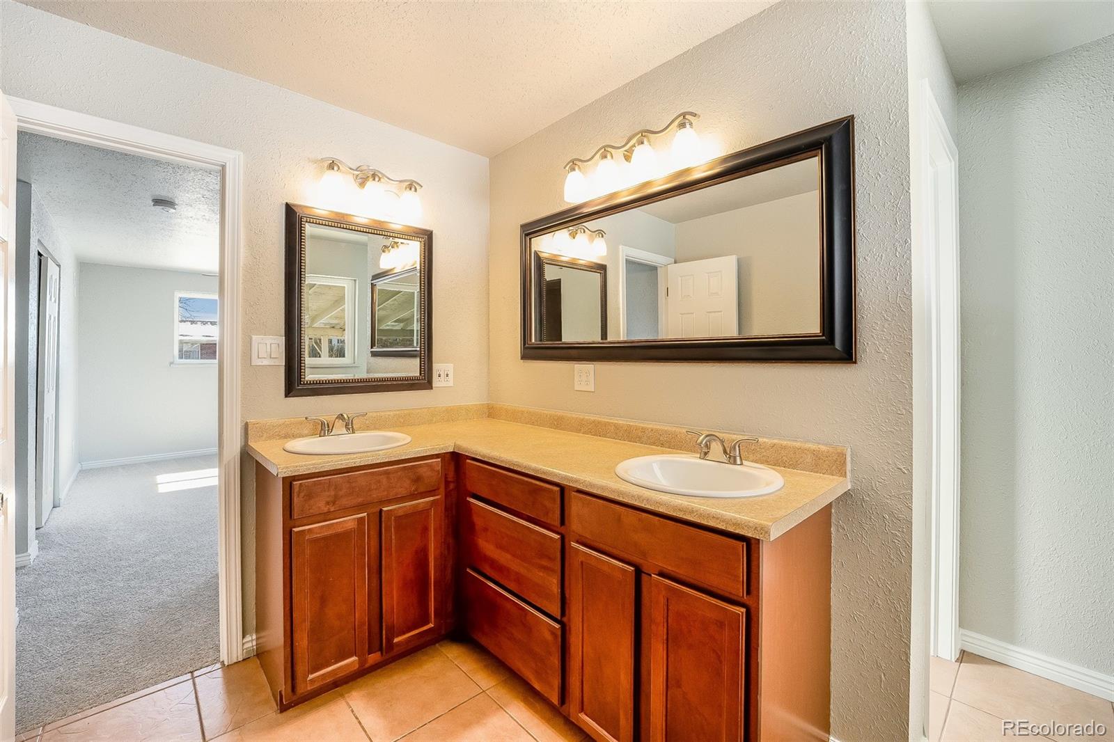 MLS Image #5 for 6045  utica street,arvada, Colorado