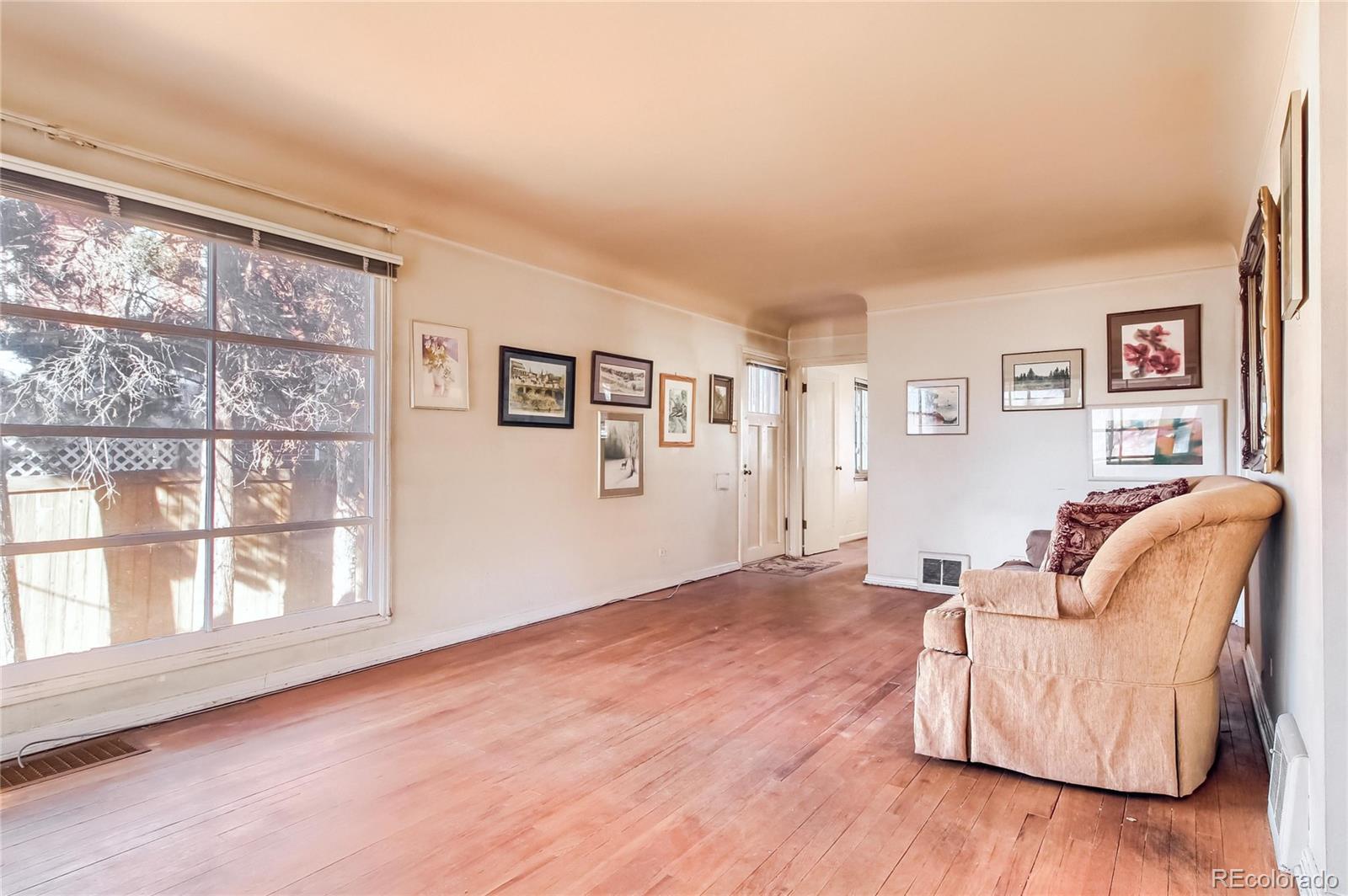 MLS Image #14 for 5030 e 17th avenue parkway,denver, Colorado
