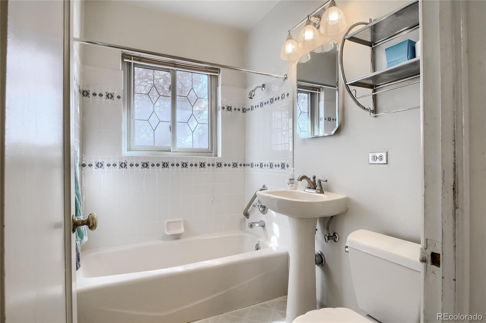 MLS Image #24 for 5030 e 17th avenue parkway,denver, Colorado