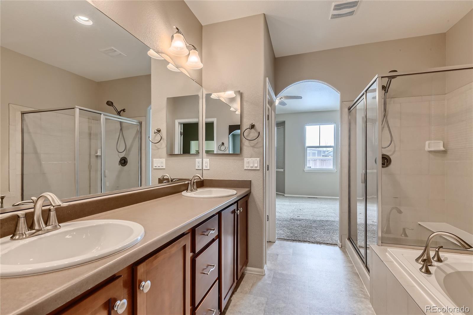 MLS Image #18 for 450 n ider way,aurora, Colorado