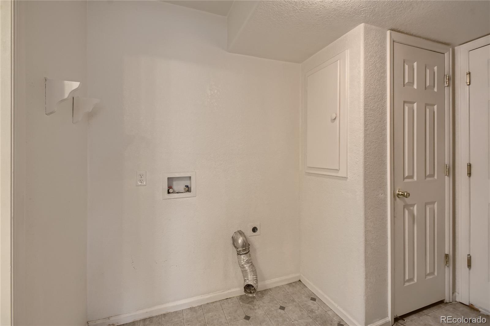 MLS Image #29 for 20000  mitchell place,denver, Colorado
