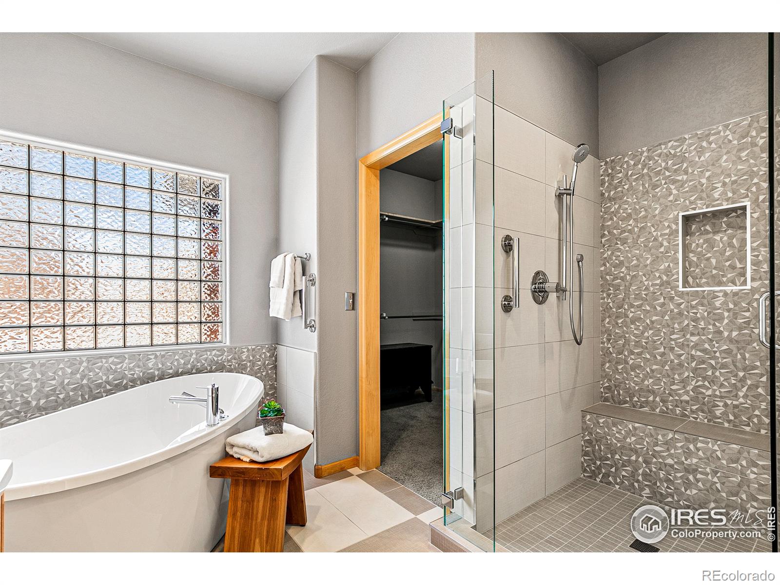MLS Image #26 for 1730  stove prairie circle,loveland, Colorado