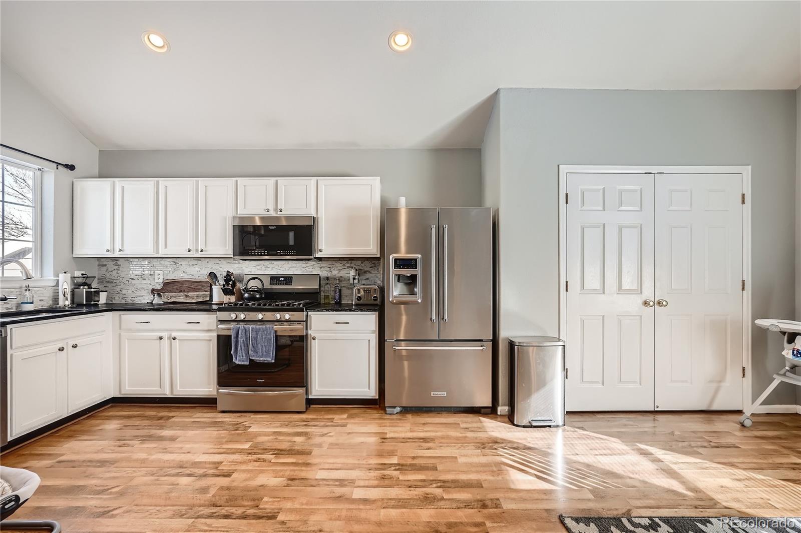 MLS Image #9 for 3927 w kenyon avenue,denver, Colorado