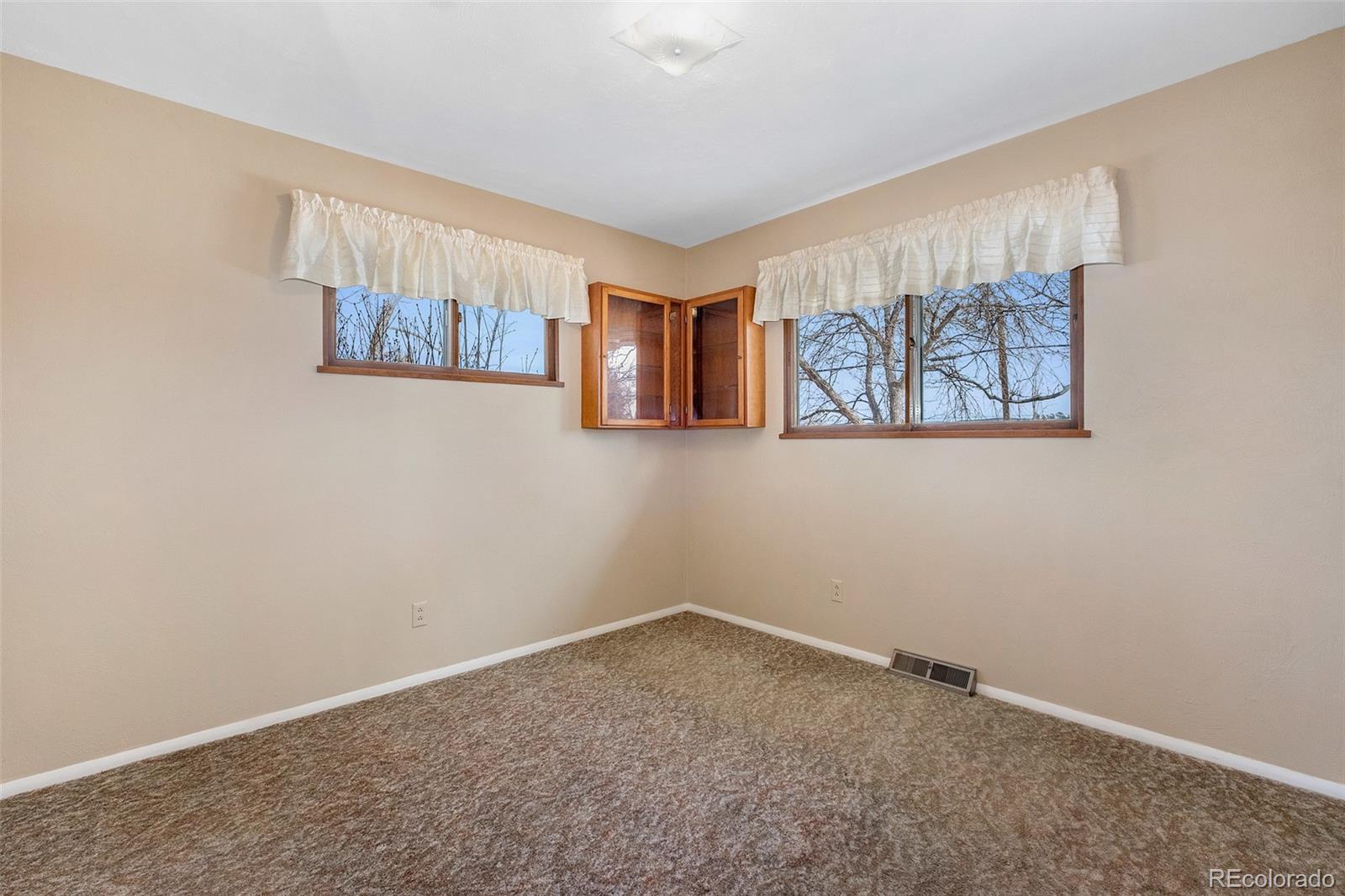 MLS Image #15 for 3805 n county road 27 ,loveland, Colorado