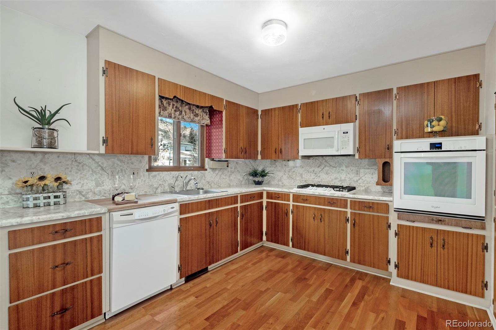 MLS Image #4 for 3805 n county road 27 ,loveland, Colorado