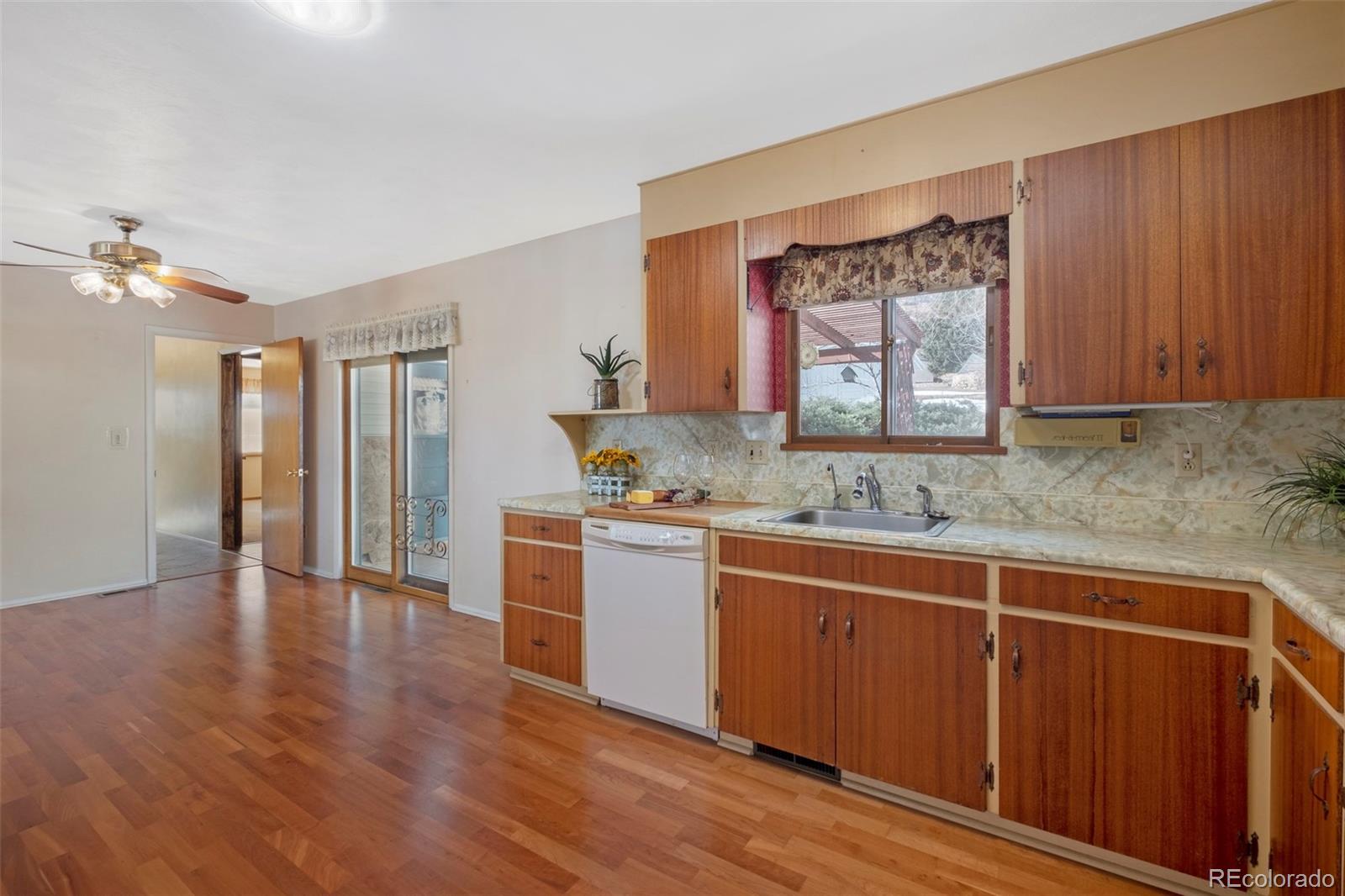 MLS Image #5 for 3805 n county road 27 ,loveland, Colorado