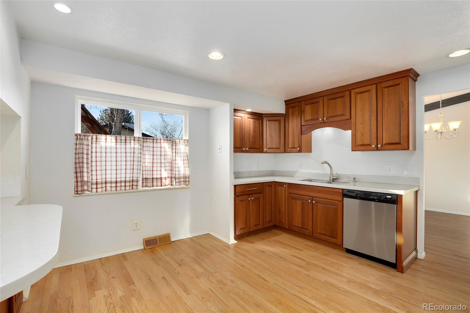 MLS Image #15 for 7491 s eudora way,centennial, Colorado
