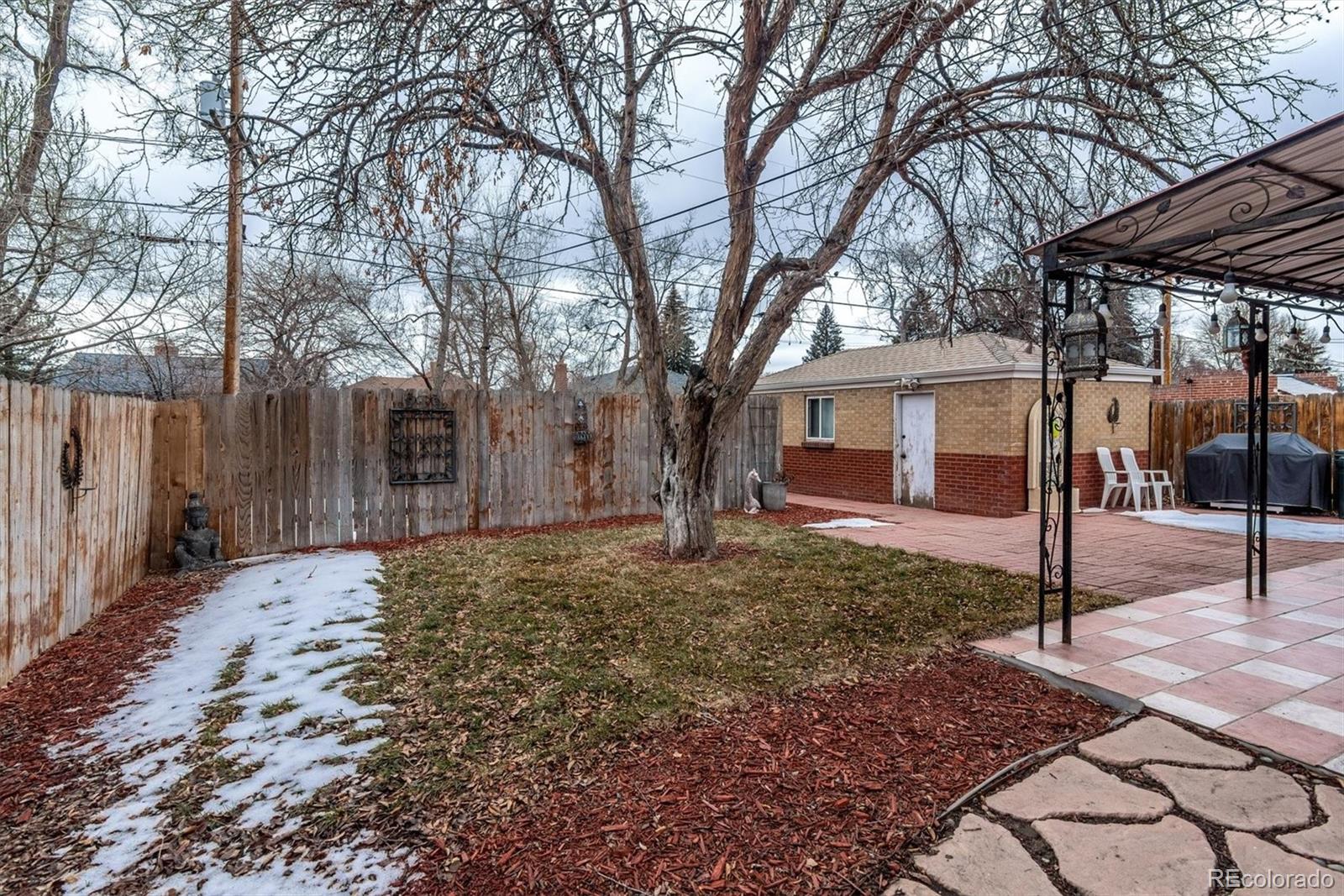 MLS Image #20 for 1555  quebec street,denver, Colorado