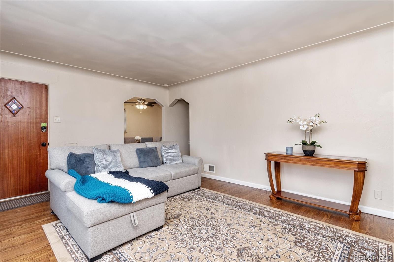 MLS Image #6 for 1555  quebec street,denver, Colorado