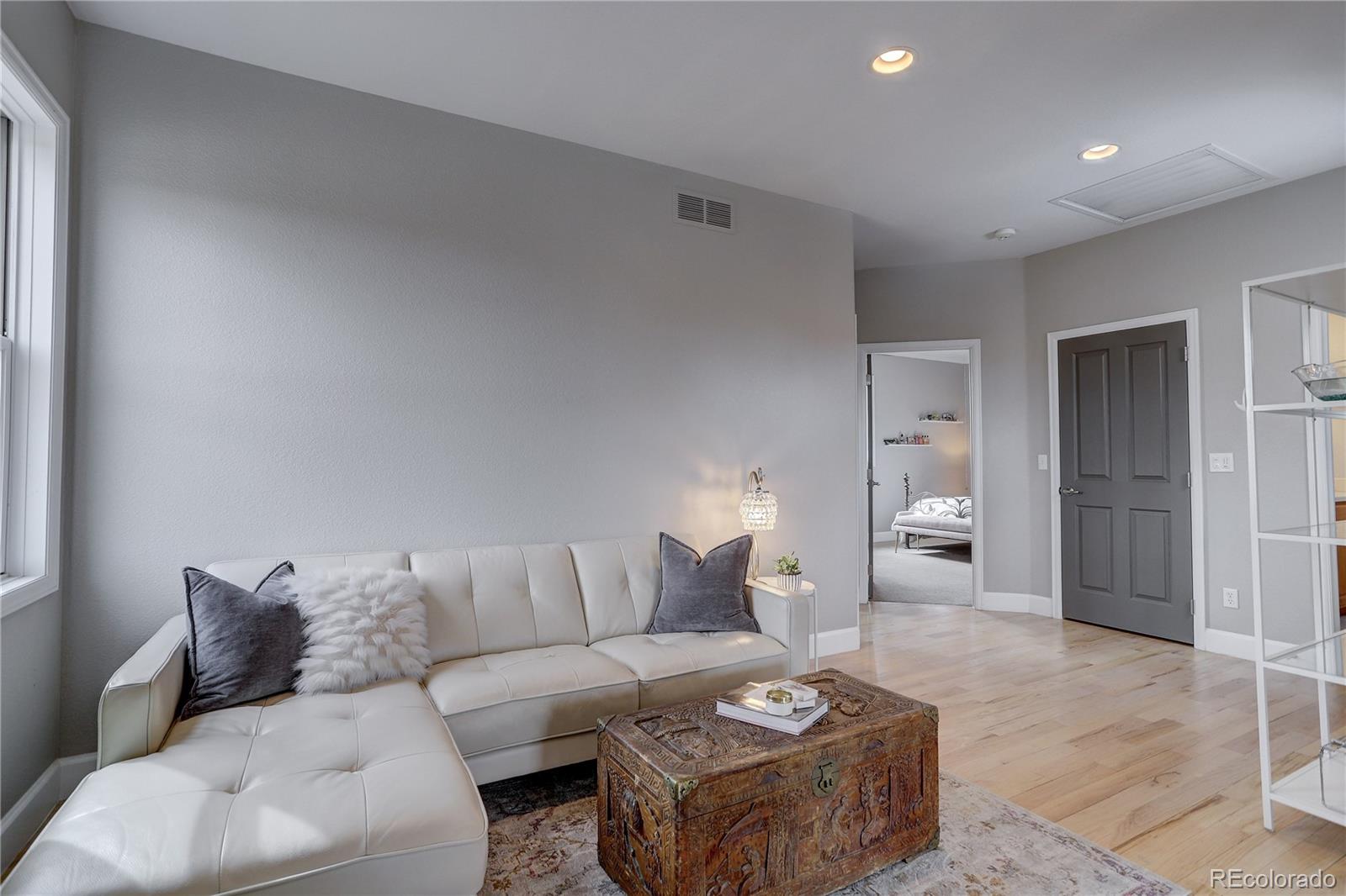 MLS Image #19 for 2520  fossil trace court,golden, Colorado