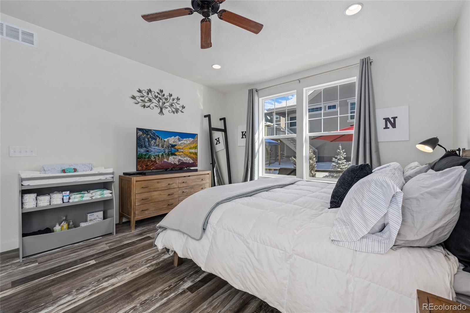 MLS Image #15 for 7858 s flat rock court,aurora, Colorado