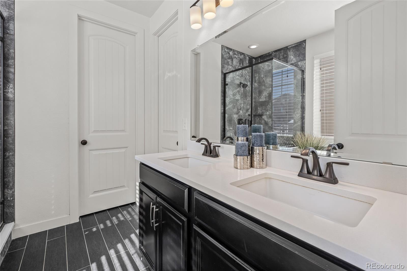 MLS Image #16 for 7858 s flat rock court,aurora, Colorado