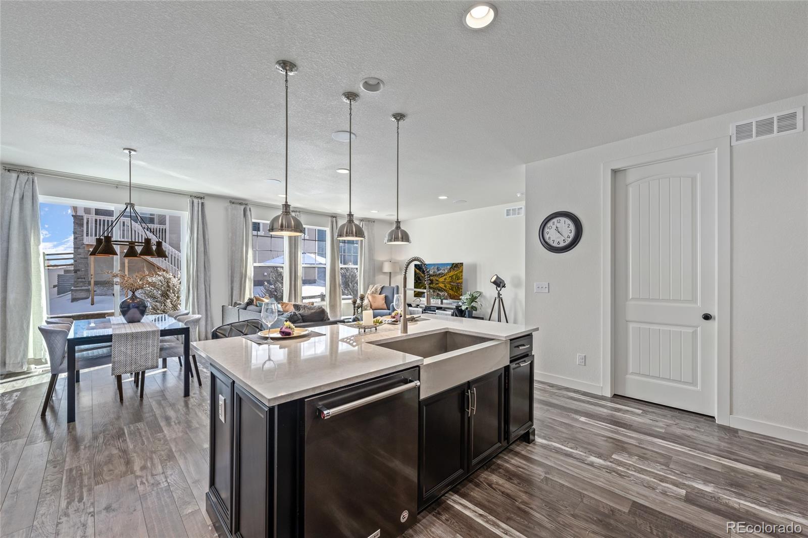 MLS Image #4 for 7858 s flat rock court,aurora, Colorado