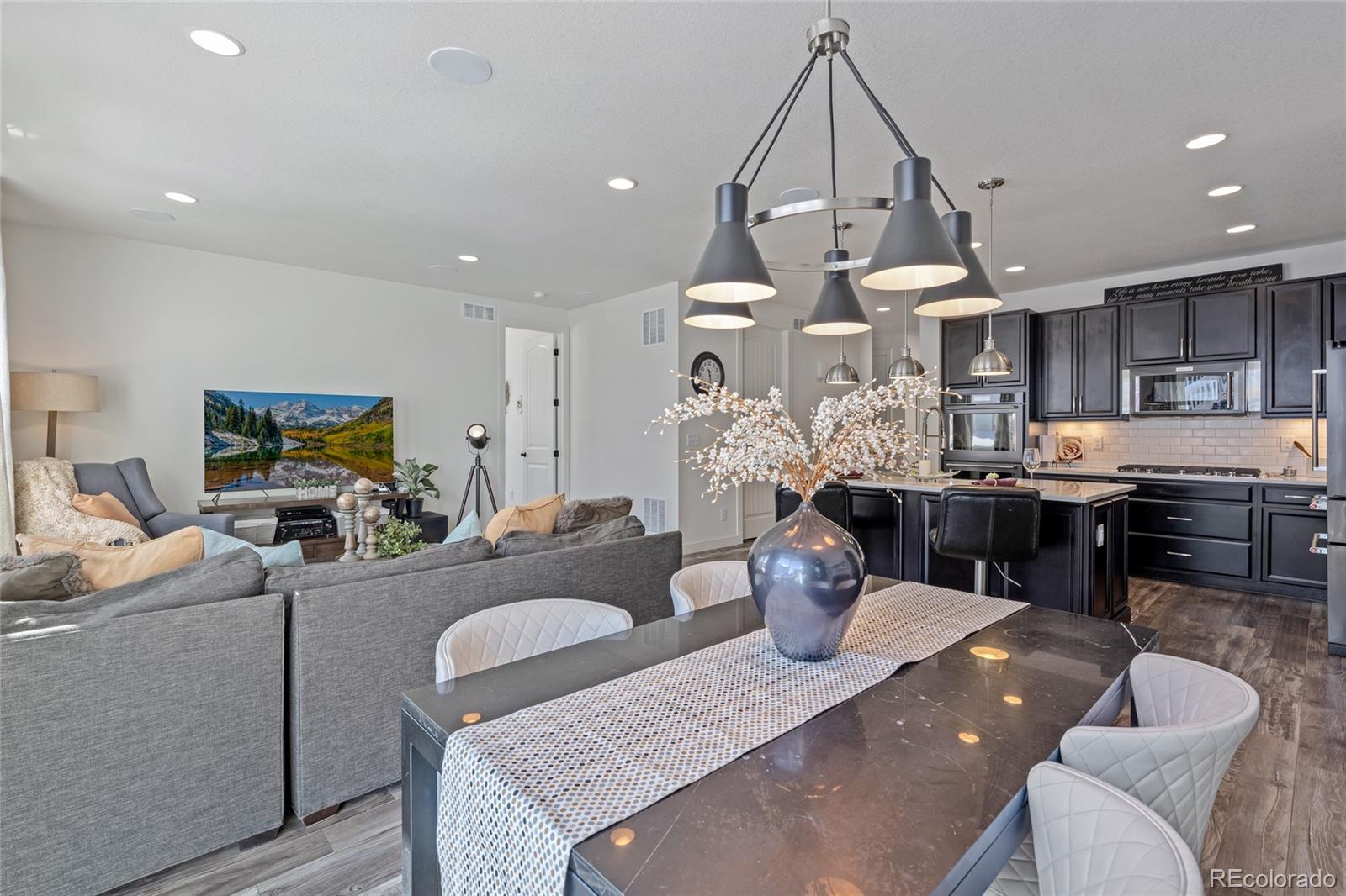 MLS Image #5 for 7858 s flat rock court,aurora, Colorado