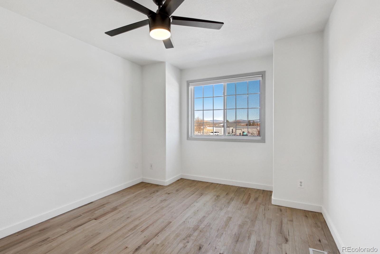 MLS Image #15 for 1004  42nd street,loveland, Colorado