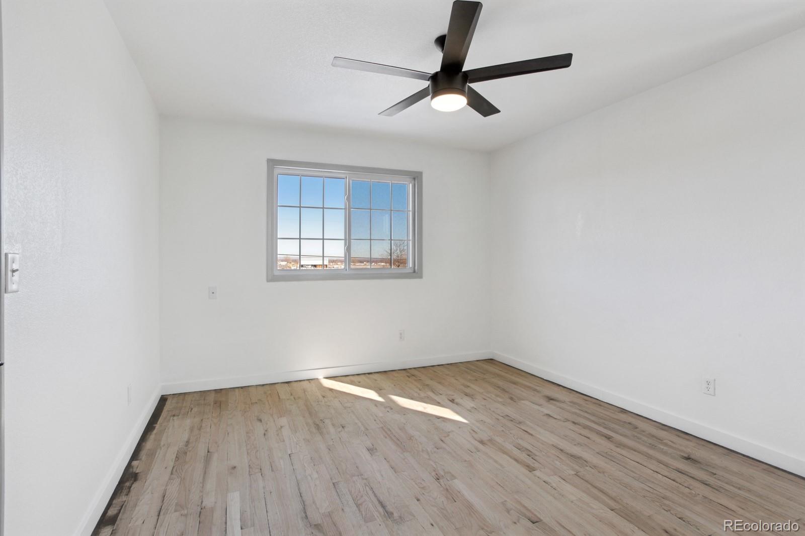 MLS Image #16 for 1004  42nd street,loveland, Colorado