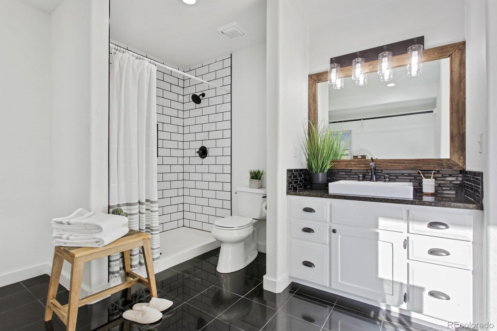 MLS Image #5 for 1004  42nd street,loveland, Colorado
