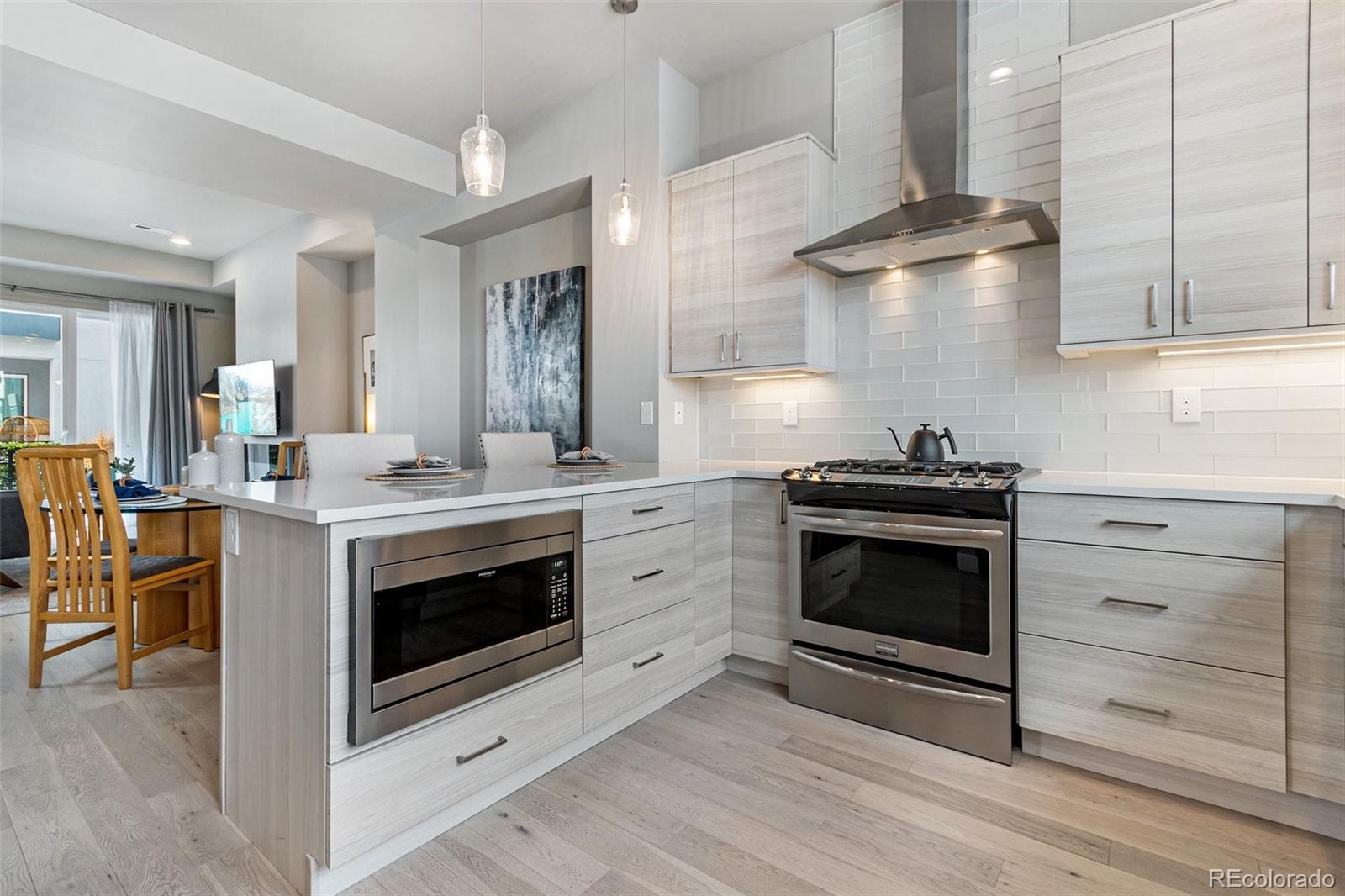 MLS Image #20 for 7851 w 51st avenue,arvada, Colorado