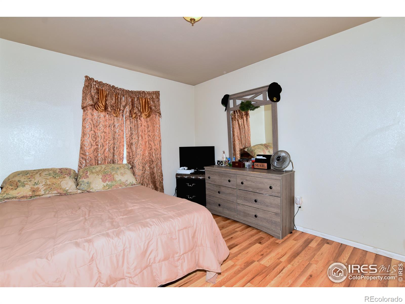 MLS Image #24 for 1041 e 25th st ln,greeley, Colorado