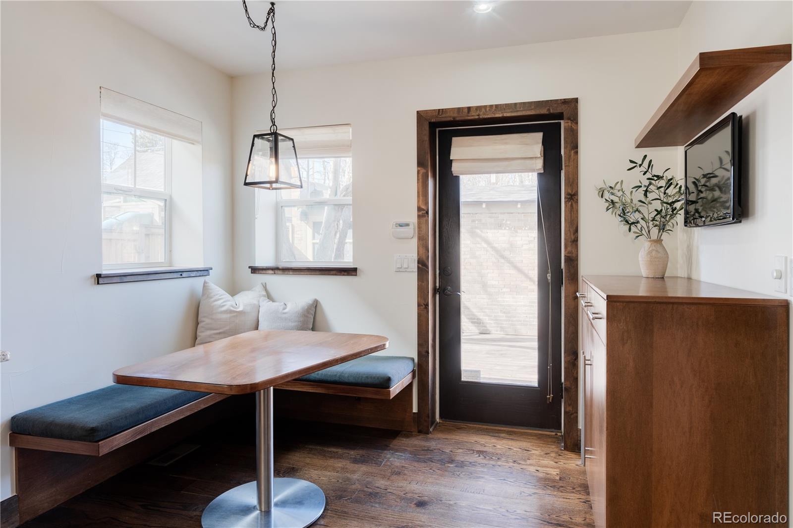 MLS Image #10 for 685 s vine street,denver, Colorado
