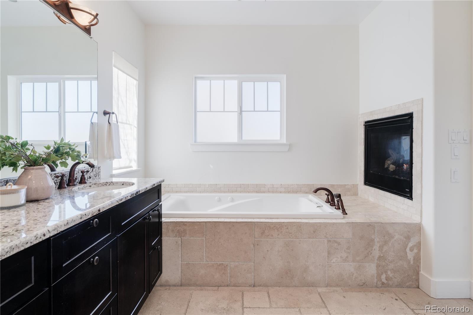 MLS Image #18 for 685 s vine street,denver, Colorado