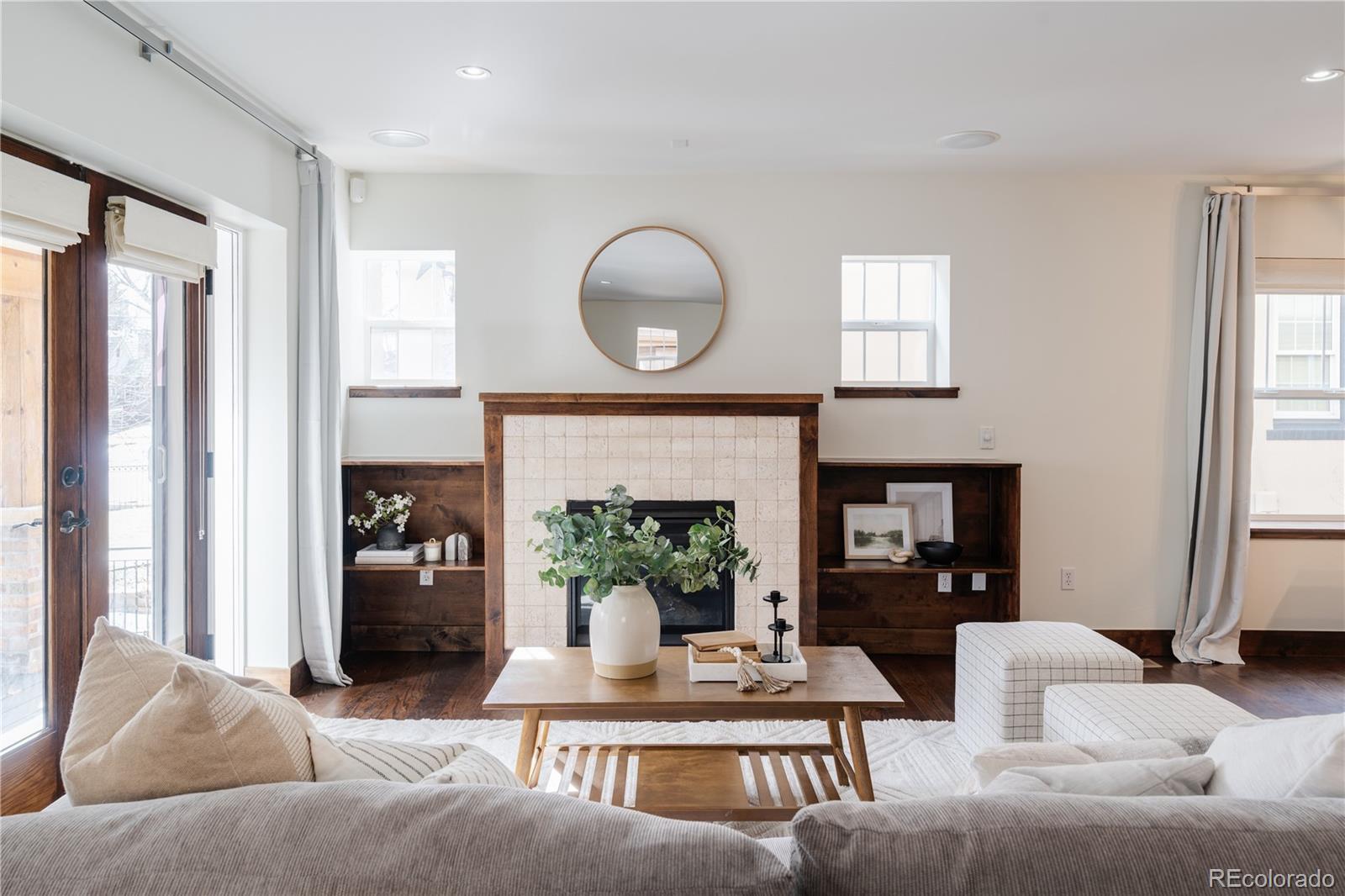 MLS Image #2 for 685 s vine street,denver, Colorado