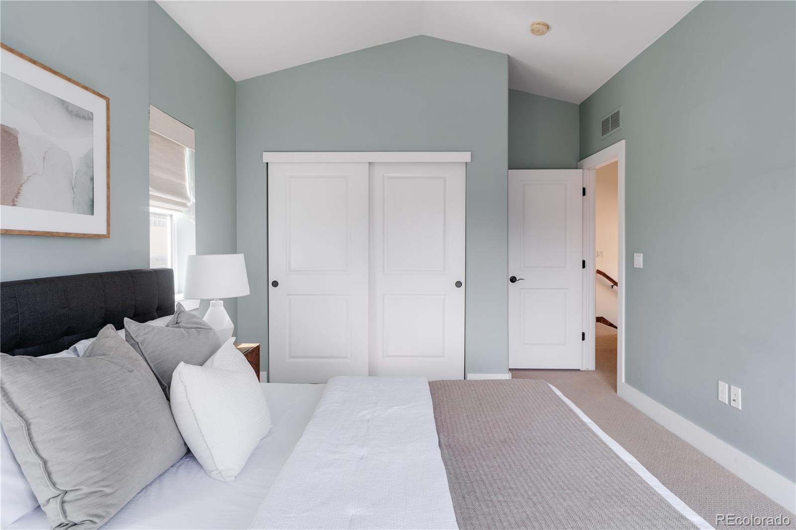 MLS Image #22 for 685 s vine street,denver, Colorado