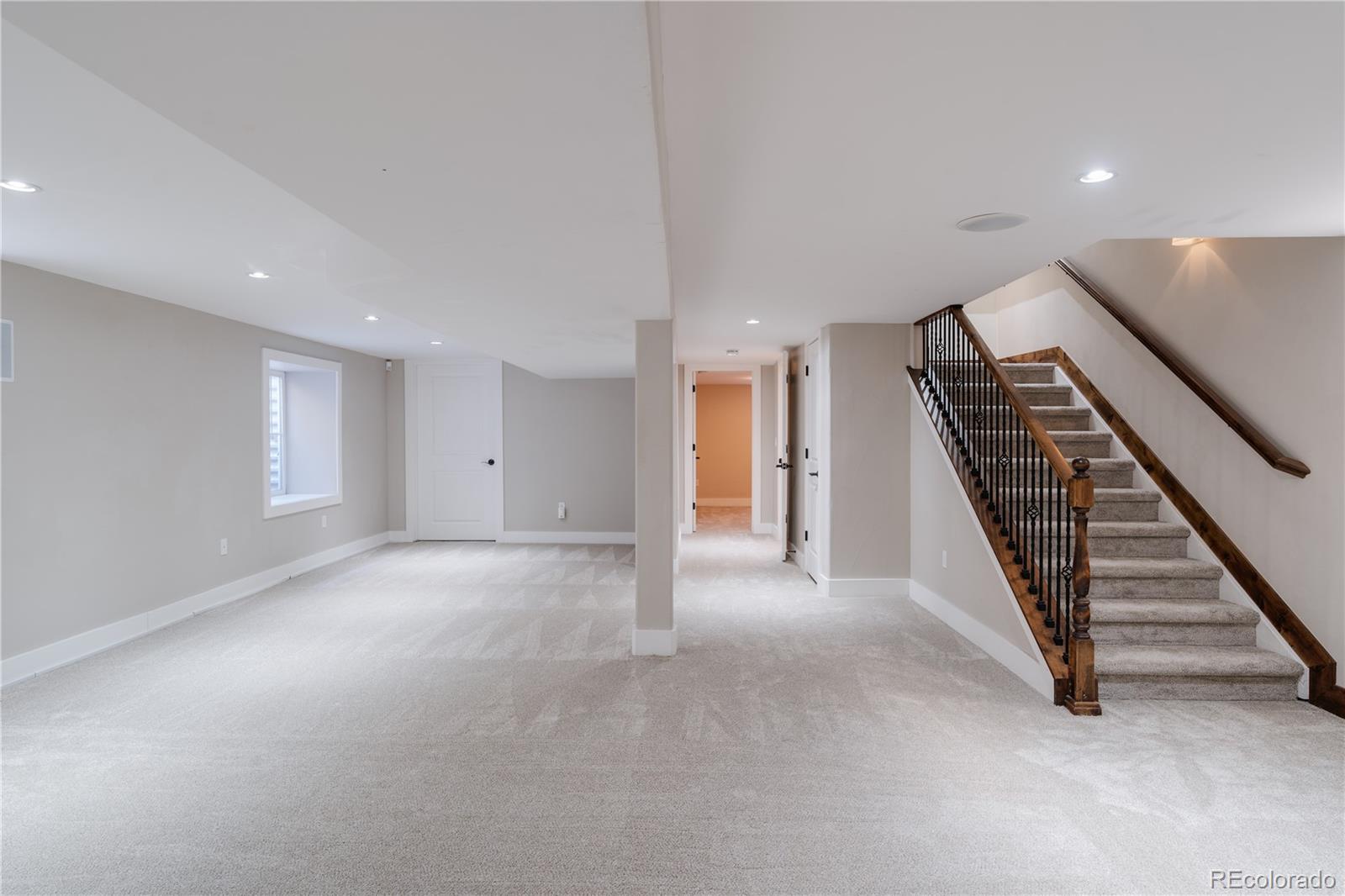MLS Image #26 for 685 s vine street,denver, Colorado