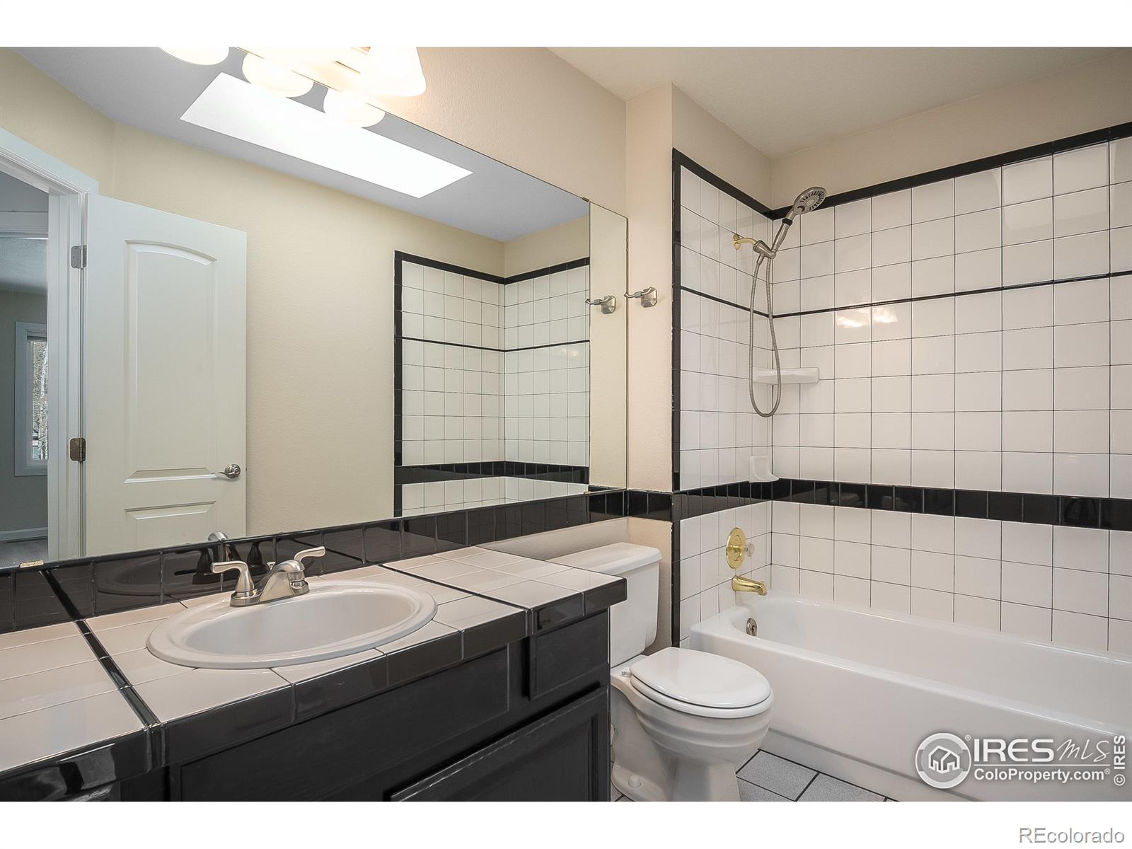 MLS Image #23 for 819  maxwell court,fort collins, Colorado