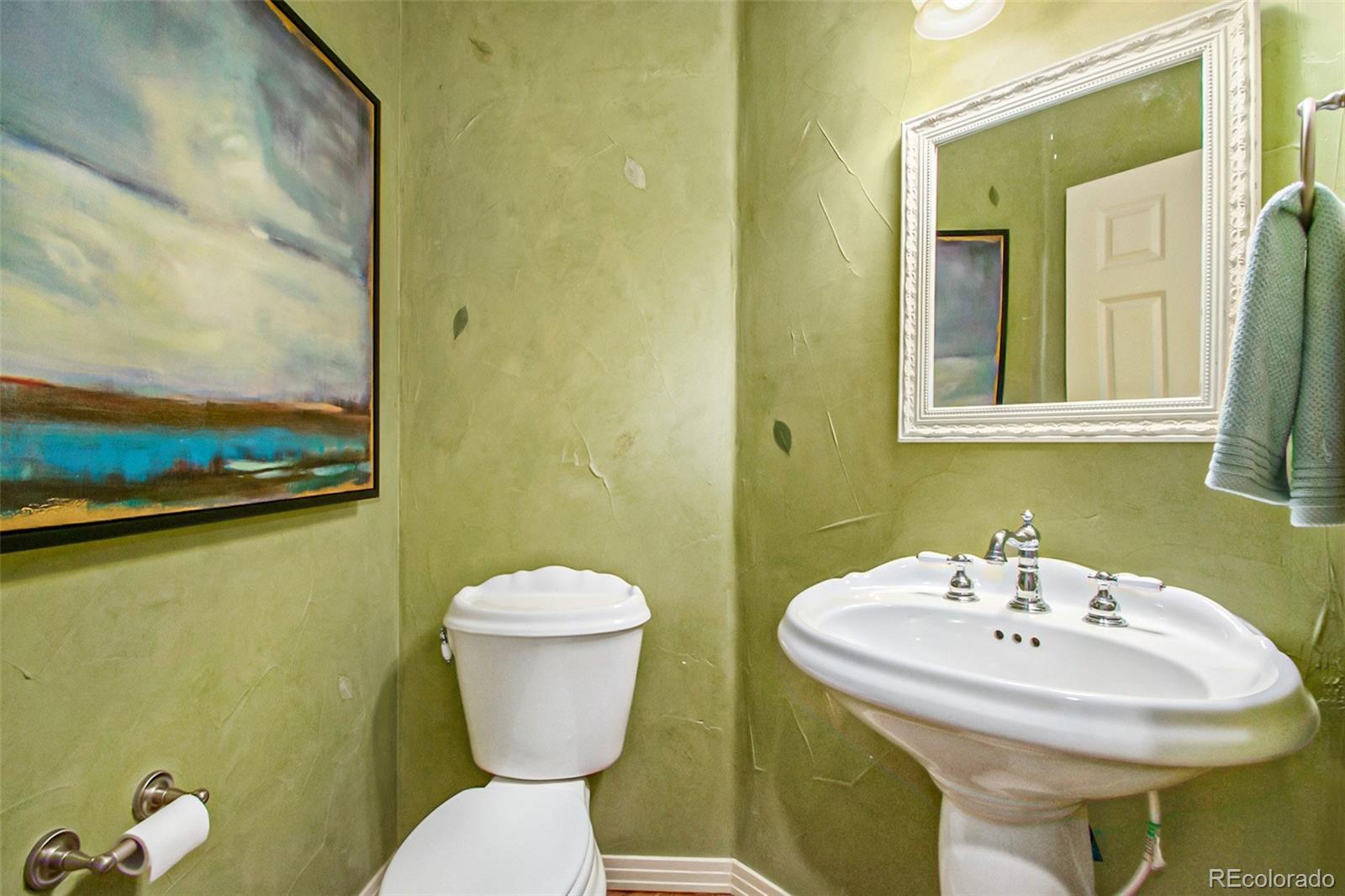 MLS Image #15 for 13014 w 81st avenue,arvada, Colorado