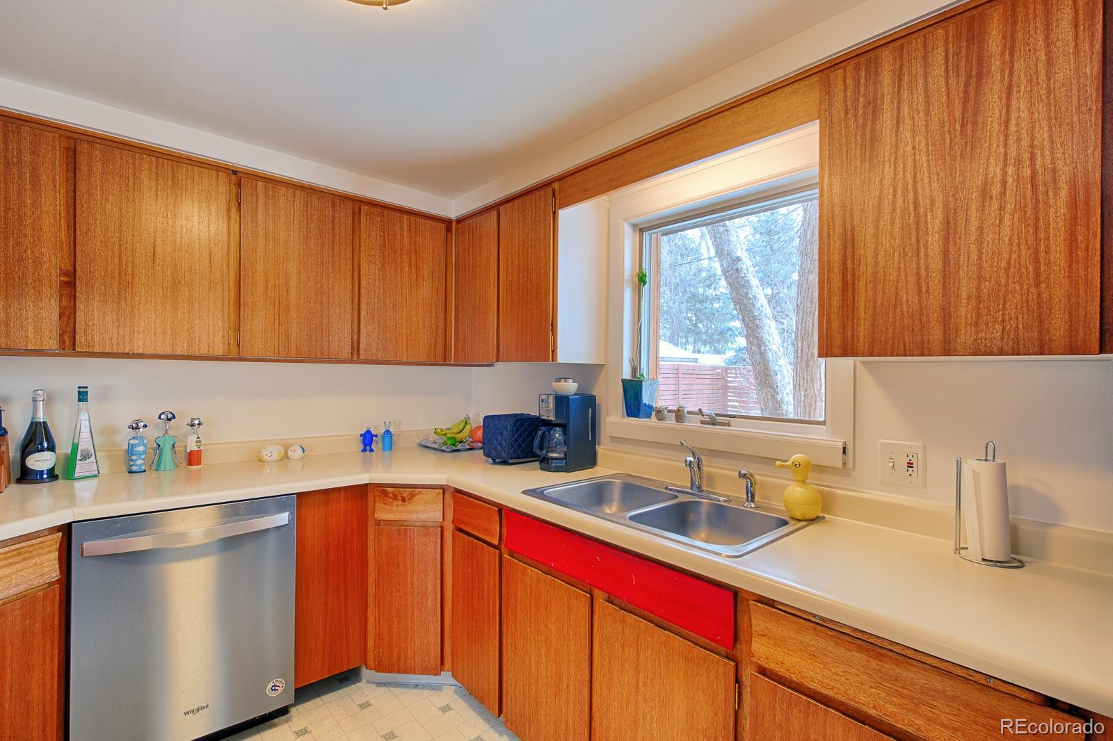 MLS Image #19 for 2920 s emerson street,englewood, Colorado