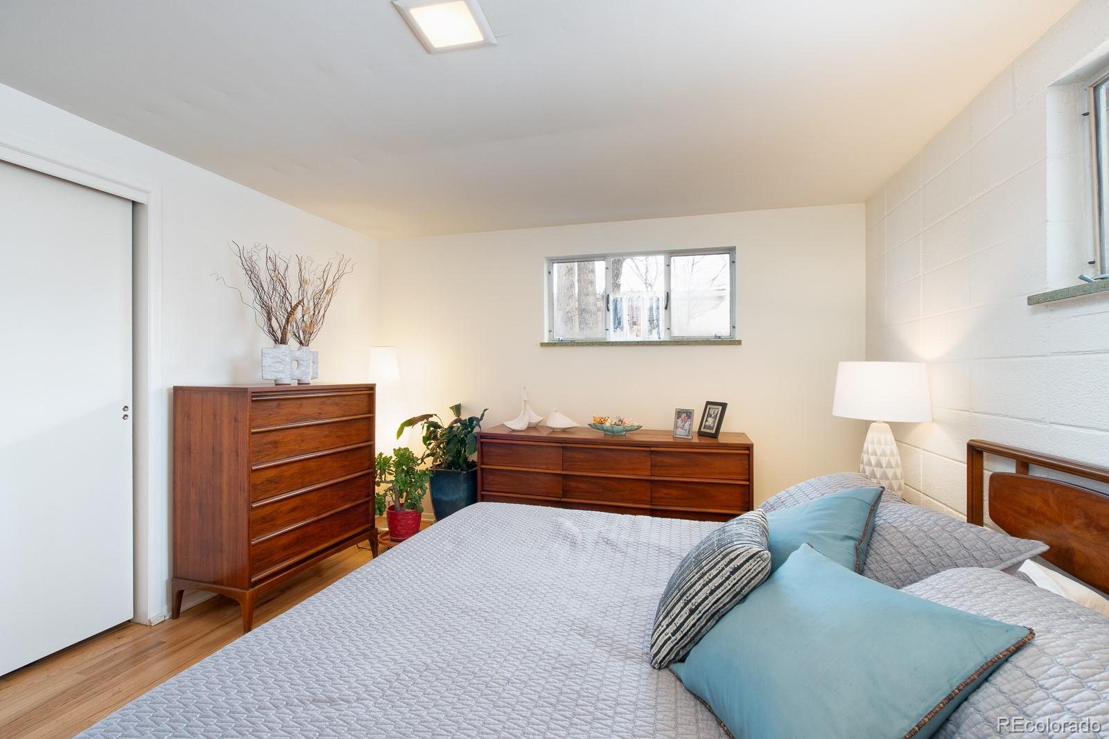 MLS Image #22 for 2920 s emerson street,englewood, Colorado