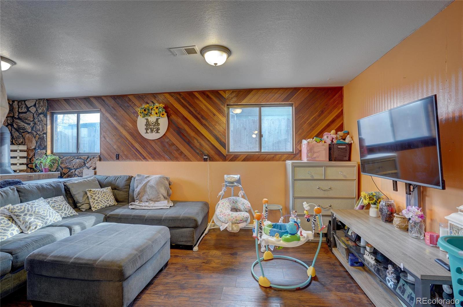 MLS Image #10 for 3308  15th avenue,evans, Colorado