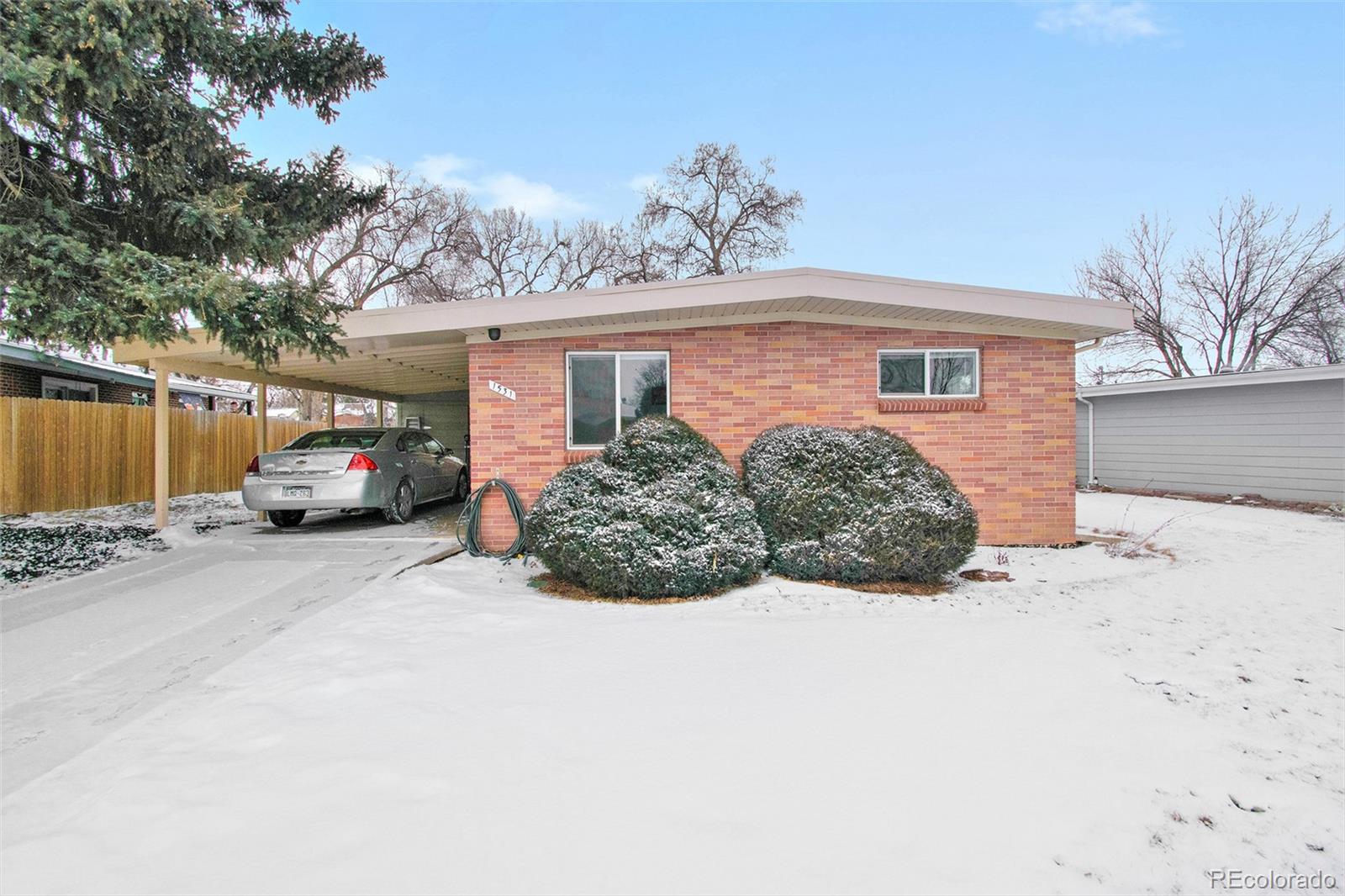MLS Image #23 for 1531 s leyden street,denver, Colorado