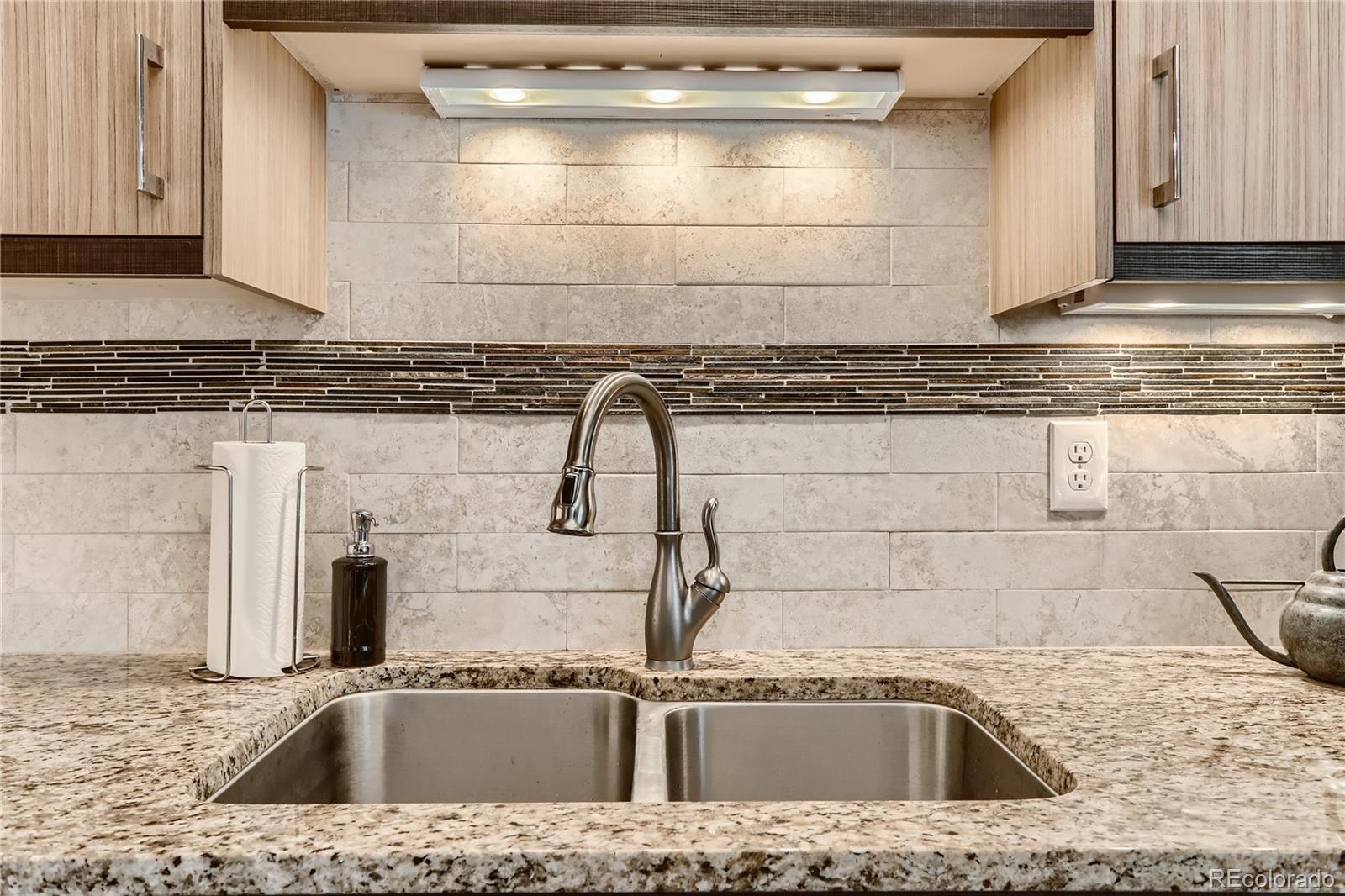 MLS Image #12 for 5118 s emporia way,greenwood village, Colorado