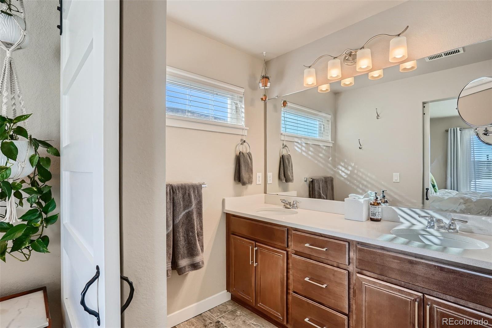 MLS Image #17 for 12874 e dickenson avenue,aurora, Colorado