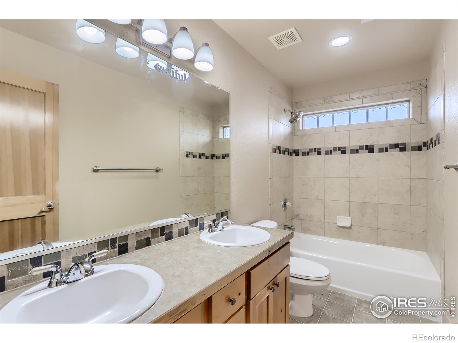 MLS Image #19 for 900  wilshire drive,berthoud, Colorado