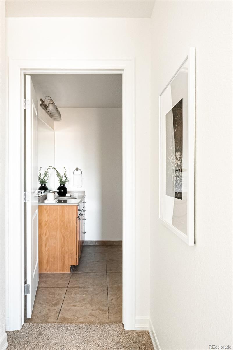 MLS Image #14 for 2200 s university boulevard,denver, Colorado