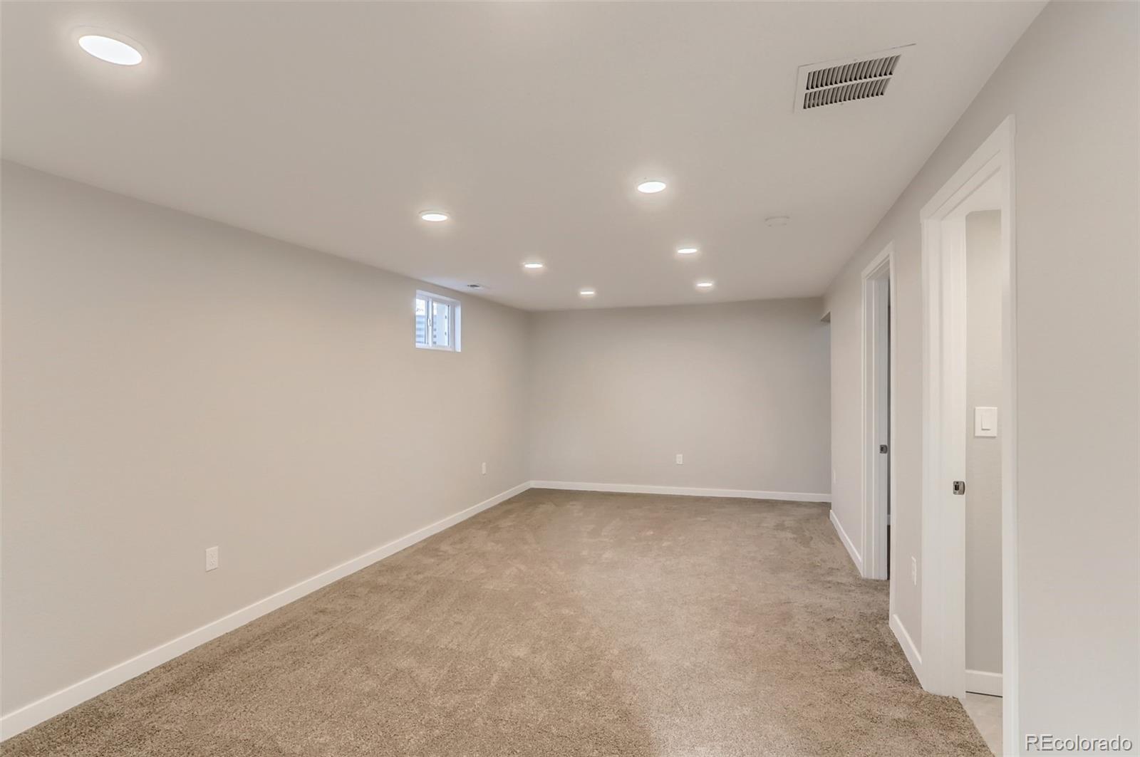 MLS Image #17 for 7562 w 76th avenue,arvada, Colorado