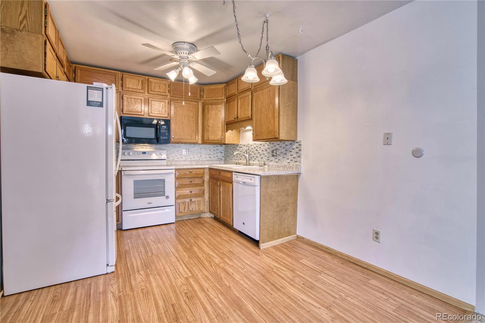 MLS Image #10 for 13618 e bethany place,aurora, Colorado