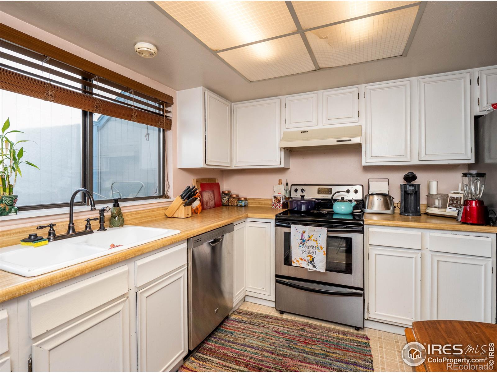 MLS Image #13 for 2419 s worchester court,aurora, Colorado
