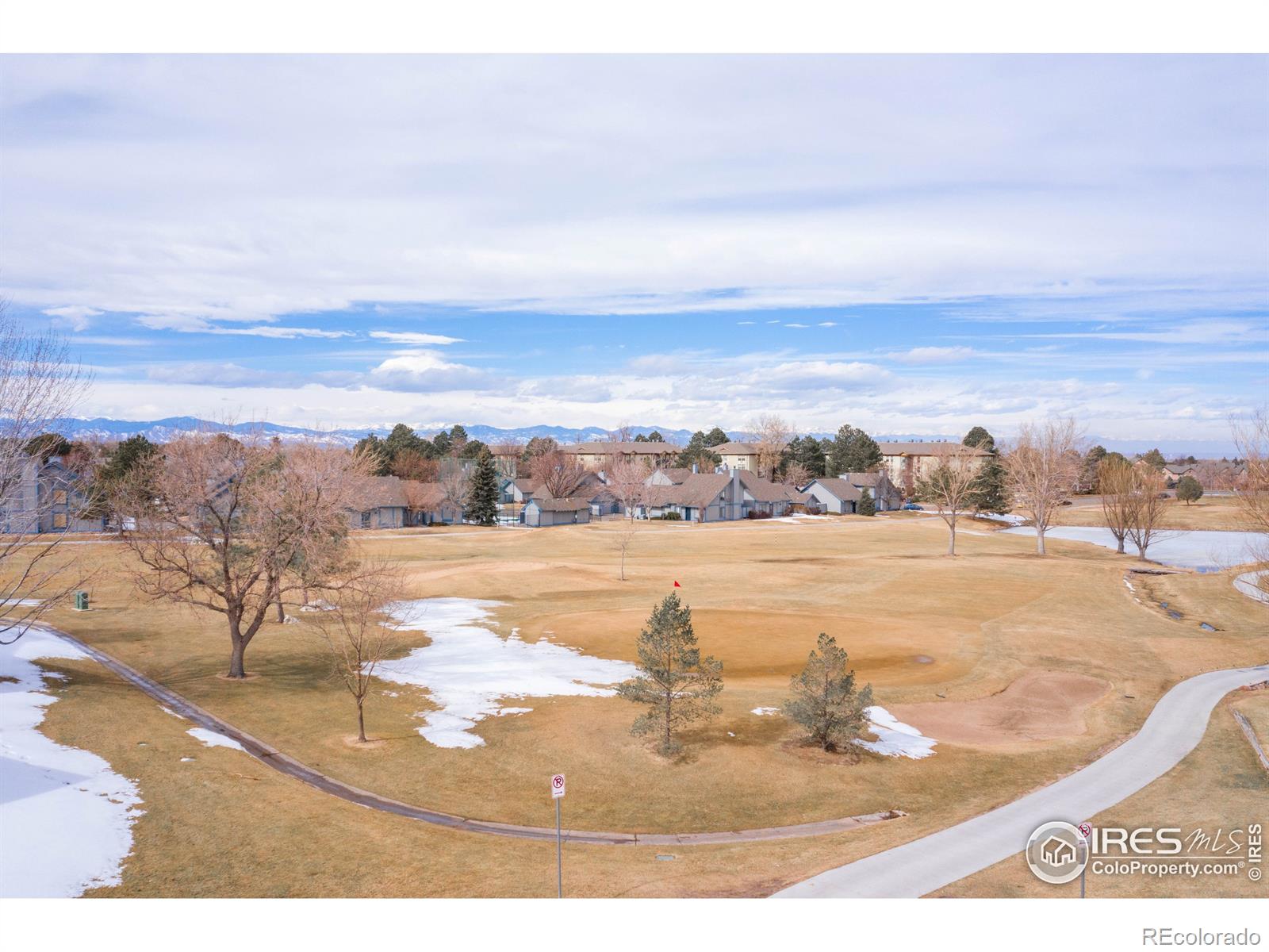 MLS Image #5 for 2419 s worchester court,aurora, Colorado